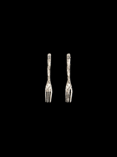 Load image into Gallery viewer, Fork Earrings