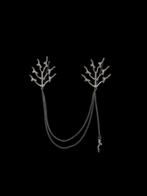Muat gambar ke penampil Galeri, Pala (03) Long Brooch
