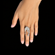 Muat gambar ke penampil Galeri, Melted Ring
