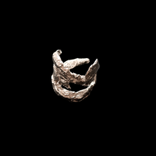 Muat gambar ke penampil Galeri, Crafted Melt 00 Ring
