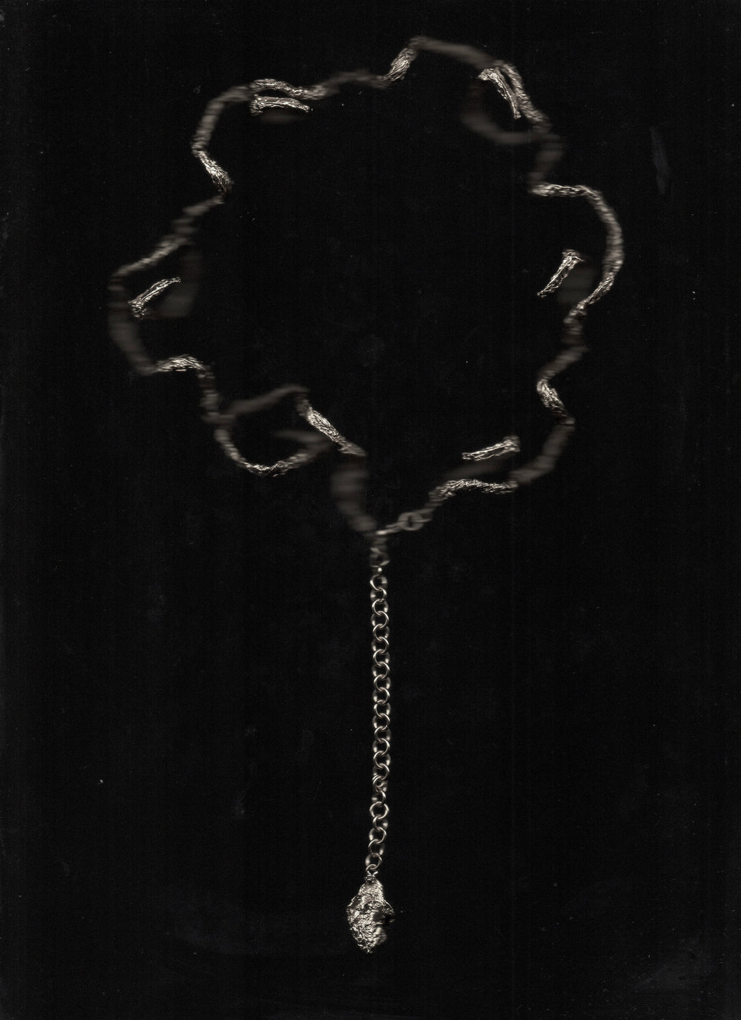 Belenggu 00 Necklace