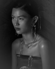 Muat gambar ke penampil Galeri, Kelana Sekar Earrings
