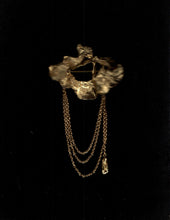 Muat gambar ke penampil Galeri, Bongkah Fana Brooch
