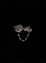 Muat gambar ke penampil Galeri, Bara Koma Brooch
