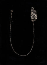 Muat gambar ke penampil Galeri, Bara Koma Earring Brooch
