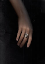 Muat gambar ke penampil Galeri, Crafted Melt 00 Ring
