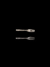 Muat gambar ke penampil Galeri, Fork Brooch
