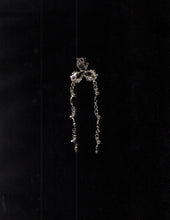 Load image into Gallery viewer, Kelana Sekar Brooch
