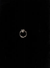 Muat gambar ke penampil Galeri, Lingkar Rempa Brooch
