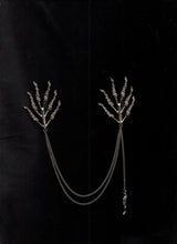 Muat gambar ke penampil Galeri, Pala (01) Long Brooch
