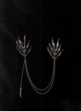 Muat gambar ke penampil Galeri, Pala (01) Long Brooch
