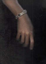 Muat gambar ke penampil Galeri, Magnum Stick Bracelet
