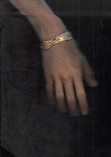 Muat gambar ke penampil Galeri, Magnum Stick Bracelet
