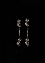 Muat gambar ke penampil Galeri, Redup Earrings

