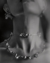 Load image into Gallery viewer, Belenggu Choker
