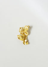 Load image into Gallery viewer, Merekah Earrings Gold - gelapruangjiwa
